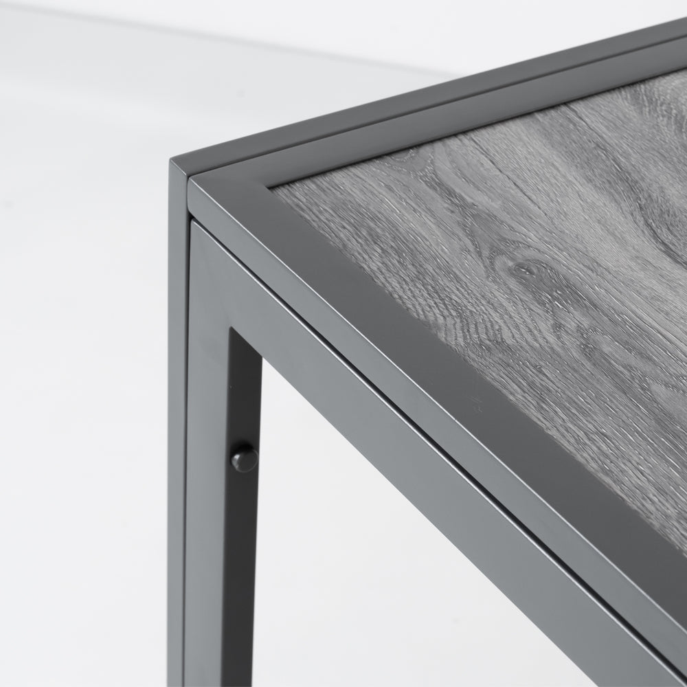 Vielseitiger Eisentisch – Robust für Esszimmer, Garten & Balkon | Langlebiges Design