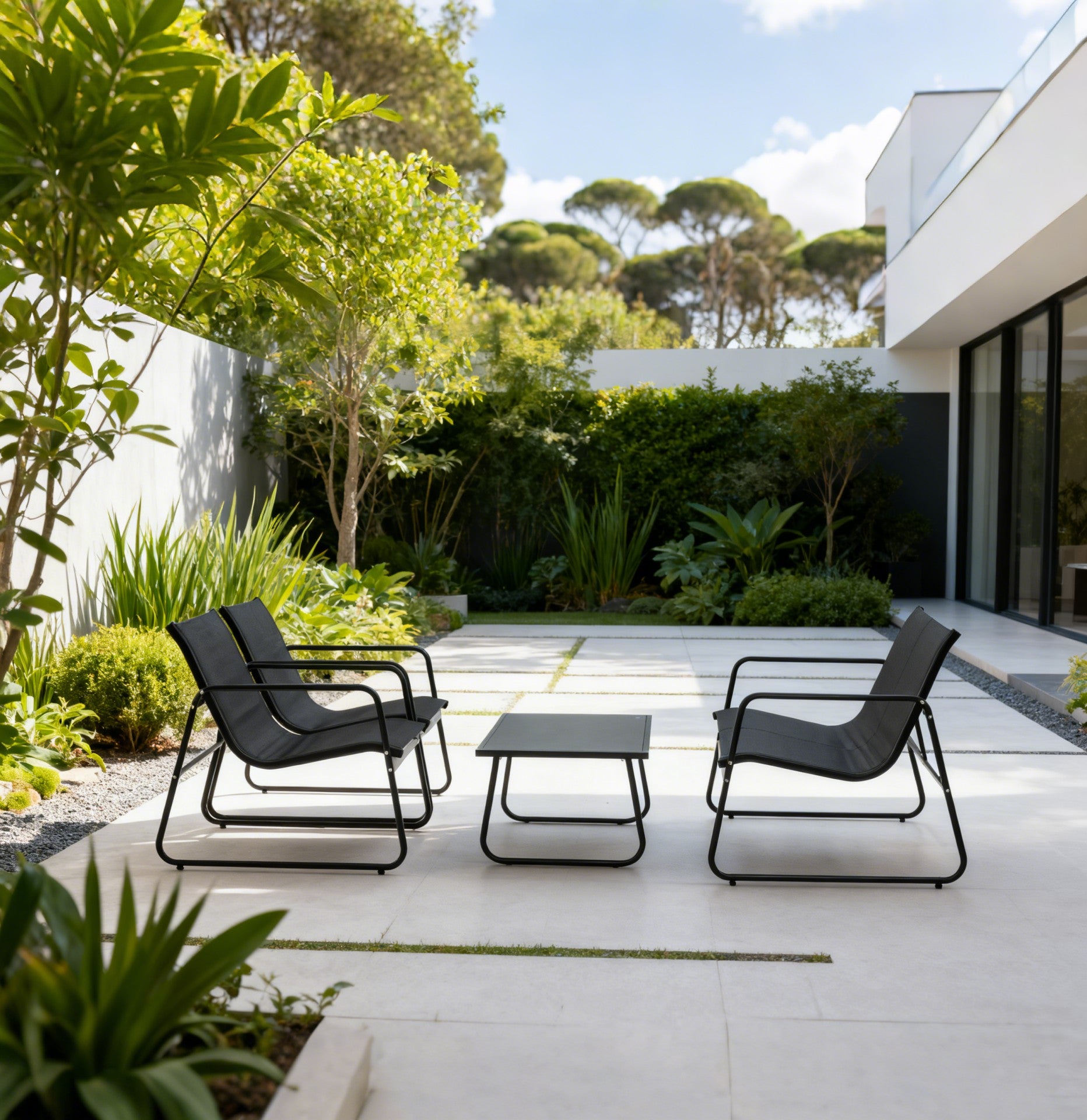 Gartenmöbel-Set mit Sessel, Bank & Couchtisch – Entspannung für Balkon & Terrasse