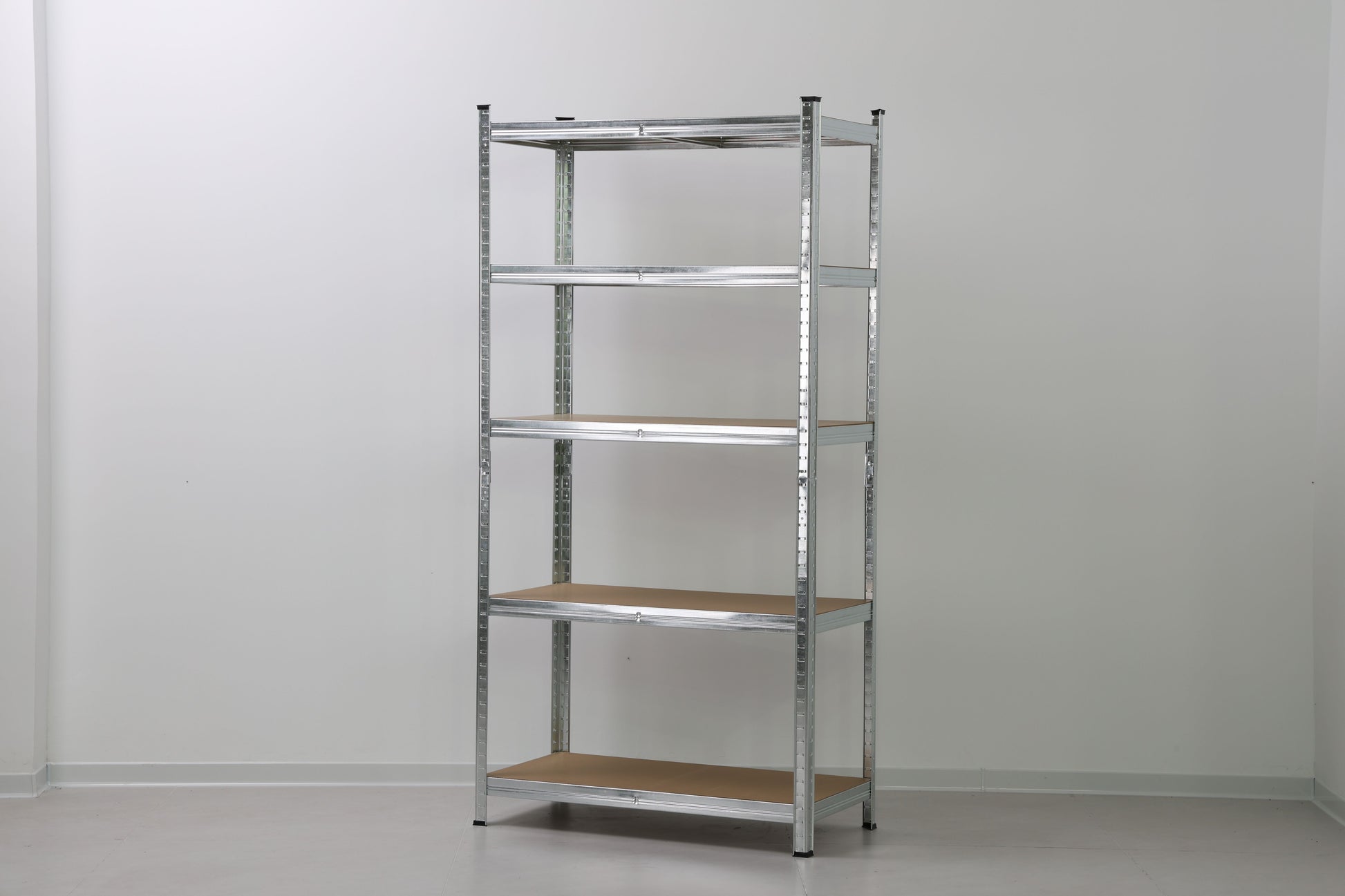 Stabiles Steckregal aus verzinktem Stahl mit 5 flexiblen MDF-Böden – Einfache Montage & Hohe Belastbarkeit
