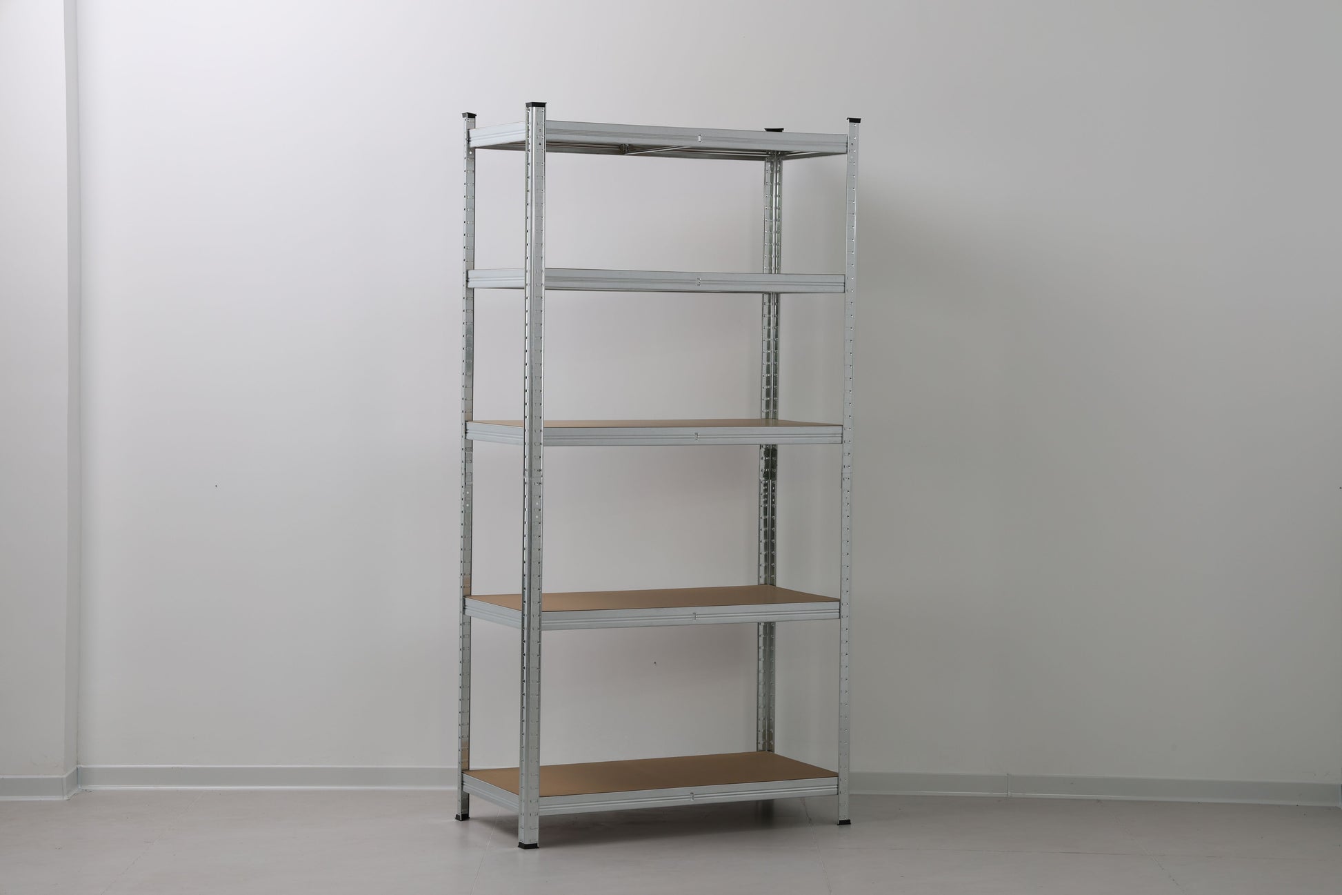 Stabiles Steckregal aus verzinktem Stahl mit 5 flexiblen MDF-Böden – Einfache Montage & Hohe Belastbarkeit