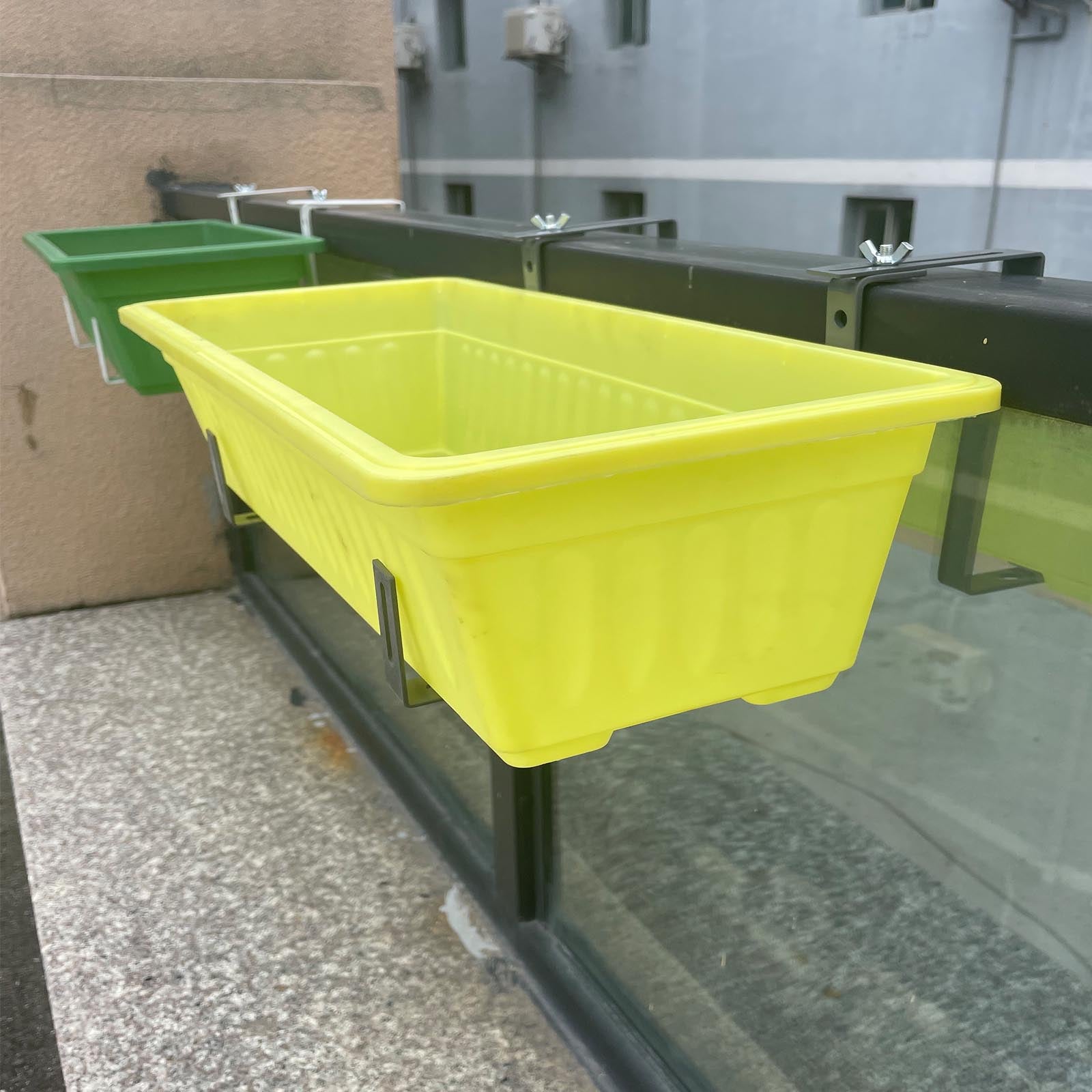 Pflanzenaufhanger - Dekorativer Haken fuer Balkon, Terrasse & Garten